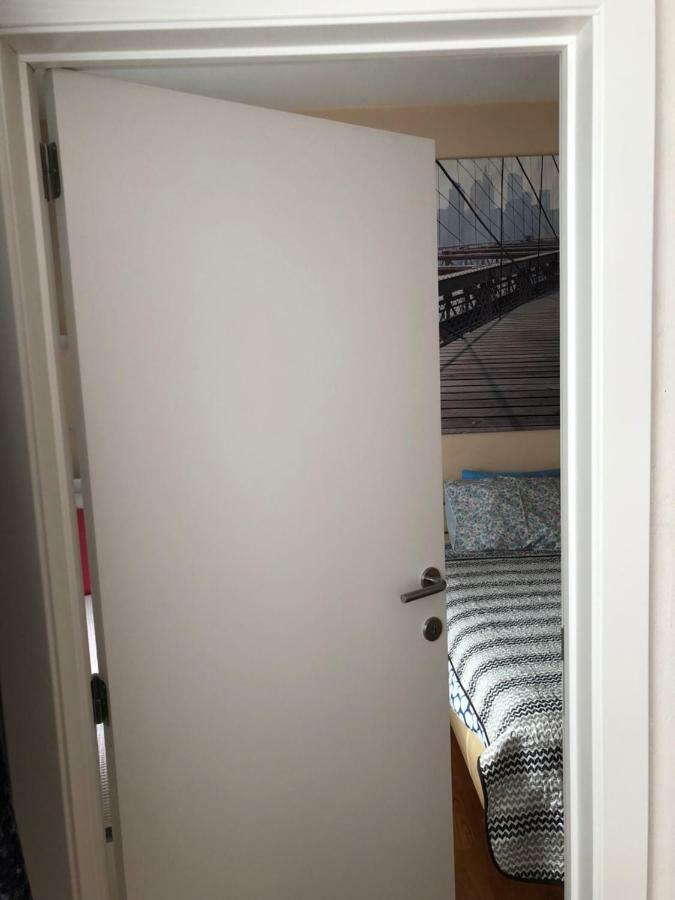 One-Bedroom Apartment Near Atomium Brussel Buitenkant foto